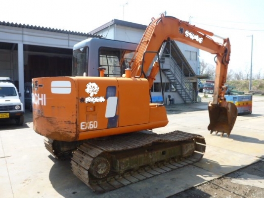 ขายด่วน Hitachi EX60-3  ใบแทรค 60 มีลายหัวเจาะ   ใช้งานมา 3000 ชม. เก่าญี่ปุ่นยังไม่เคยใฃ้งานในไทย สภาพสวยมาก ๆๆ
