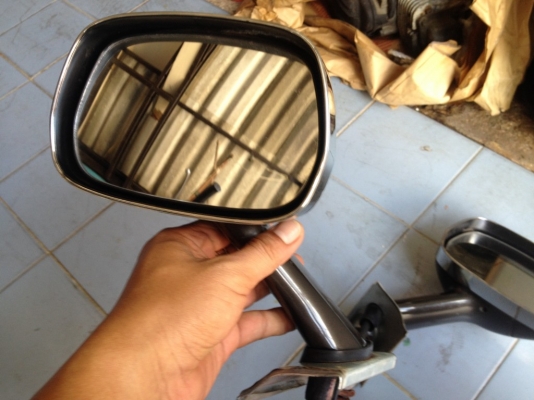 กระจกมองข้าง เรโท ปรับไฟฟ้าของญี่ปุ่นเเท้สภาพสวย