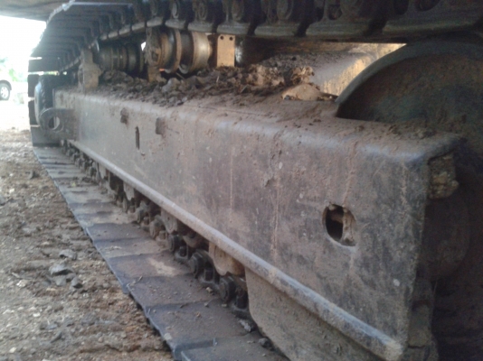 ขาย KOMATSU PC200-3 สภาพพร้อมใช้งานเครื่องดีปั้มดี โซ่เต็มเอวแน่น เอกสารเล่มทะเบียน