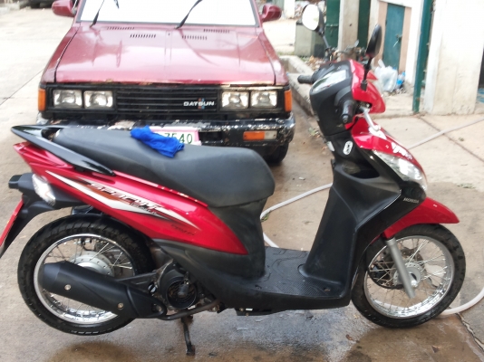 ขาย Honda Spaicy-i ปี56  วิ่งน้อย 27XX รถไม่ค่อยได้ใช้ ต้องการขายด่วน จะใช้เงิน