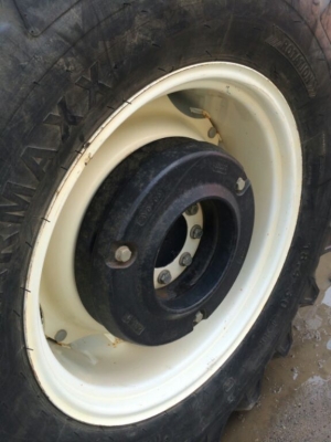 ต้องการขายรถไถFORD 1,180,000