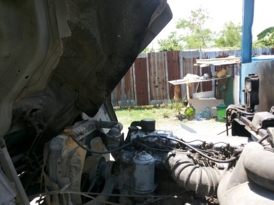 รถบรรทุก 10 ล้อ 2 เพลา  MITSUBISHI ปี 2532  รุ่น FN526 ราคา 590,000 บ.