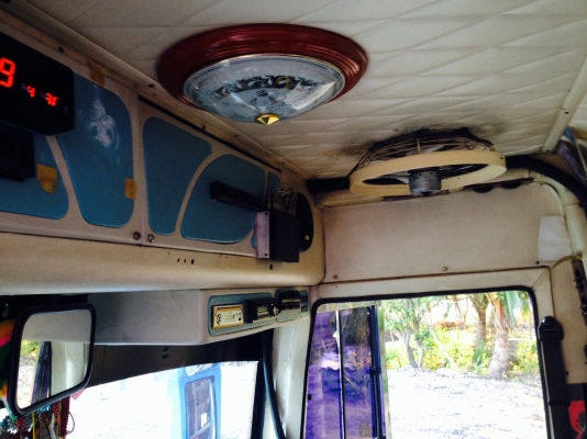 ขายรถบัสแอร์ 6 ล้อสแกนเนียถุงลมเขาควายแอร์ไฟฟ้ามีห้องล่างเบรคแห้ง ขายรถบัสแอร์ 6 ล้อสแกนเนียถุงลมเขาควายแอร์ไฟฟ้ามีห้องล่างเบรคแห้ง