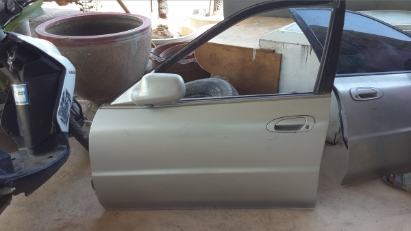 ขายประตูaccord 94 ไฟก้อนเดียว