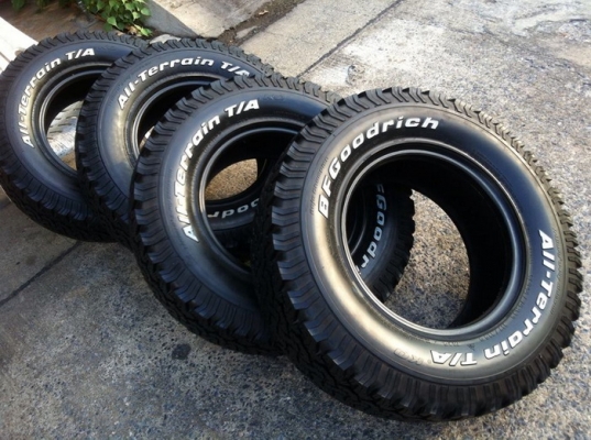 ขายยาง BF Goodrich All-terrain ขนาด 265 70 r16 ปี3211