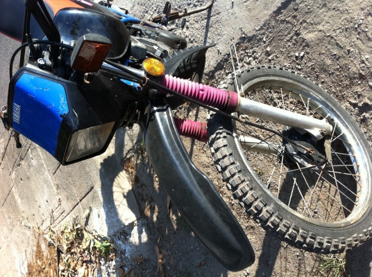 DT-125 สภายสวยพร้อมขับเท่ๆแบบย้อนยุค เอกสารพร้อมแจ้งเกิด