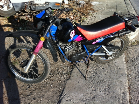 DT-125 สภายสวยพร้อมขับเท่ๆแบบย้อนยุค เอกสารพร้อมแจ้งเกิด