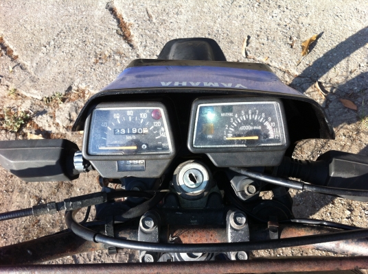 DT-125 สภายสวยพร้อมขับเท่ๆแบบย้อนยุค เอกสารพร้อมแจ้งเกิด