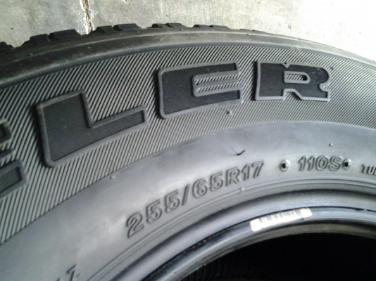 ยาง บริสโตน 255/65/17 ปี12 ดอกหนาๆนุ่มๆ