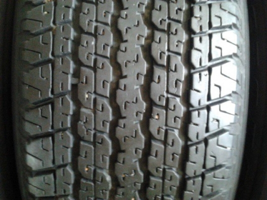 ยาง บริสโตน 255/65/17 ปี12 ดอกหนาๆนุ่มๆ