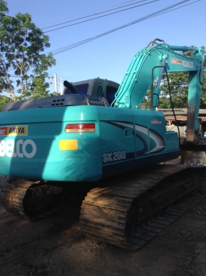 KOBELCO SK200 MACK 8 YN11 ใช้งาน10200ช.มสวยมาก KOBELCO SK200 MACK 8 YN11 ใช้งาน10200ช.มสวยมาก