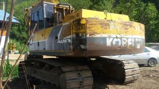 ขายKOBELCO SK200M2ตัวเดินกลาง สภาพสวยพร้อมใช้ ราคาต่อรองได้ ติดต่อได้ที่คุณ อ๊อฟ พิจิตร 086-737-9991 ขายKOBELCO SK200M2ตัวเดินกลาง สภาพสวยพร้อมใช้ ราคาต่อรองได้ ติดต่อได้ที่คุณ อ๊อฟ พิจิตร 086-737-9991