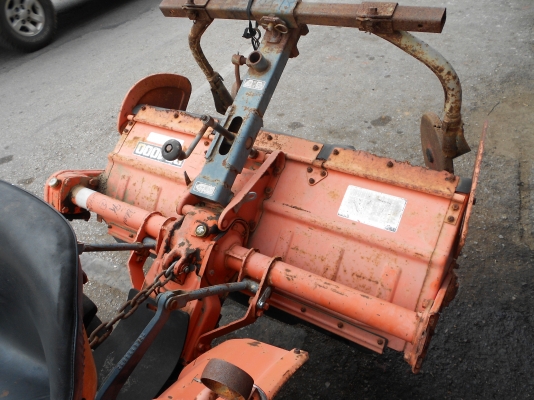 ขายด่วน รถไถคูโบต้า B6001 เก่านอก สภาพใหม่ พร้อมใช้งาน