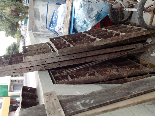 ขายแบบเหล็กมือสอง ก่อสร้าง 30,40,50,60x120 cm เหล็กสปริง ขายแบบเหล็กมือสอง ก่อสร้าง 30,40,50,60x120 cm เหล็กสปริง