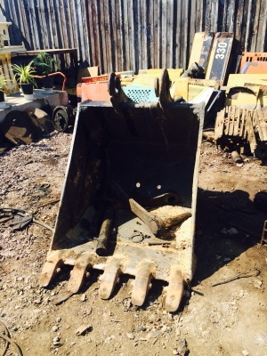 ขายด่วน บูม อาร์ม บุ้งกี้ 200-5