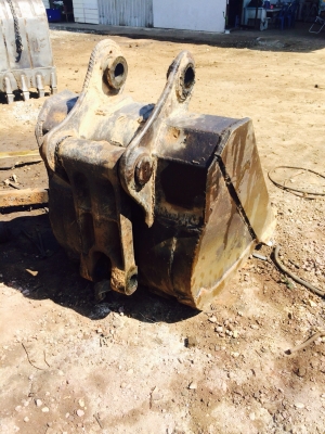 ขายด่วน บูม อาร์ม บุ้งกี้ 200-5