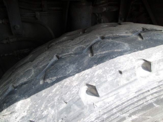 เครน ROUGH TERRAIN CRANE TR-160M-2