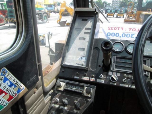 เครน ROUGH TERRAIN CRANE TR-160M-2