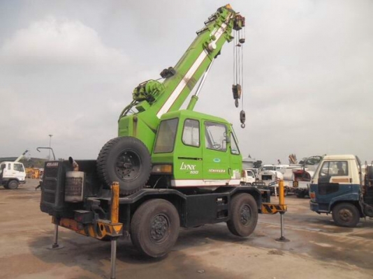 ขายรถเครน KOBELCO ROUGH TERRAIN CRANE