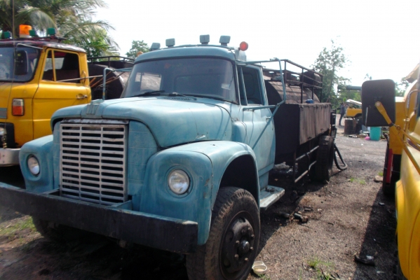 ขายด่วนรถสเปยางมะตอยบรรจุ5ตันสภาพพร้อมใช้งาน