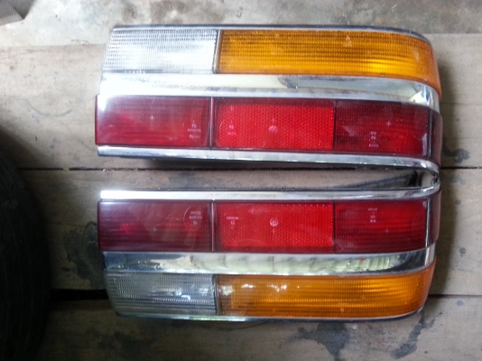 ขายไฟท้ายbmw e28