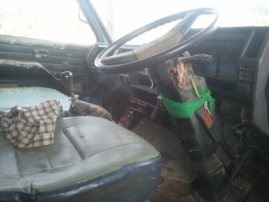 isuzu npr 115เครือง4BD1ผาดำfหลังกระบะยาว5เมตร isuzu npr 115เครือง4BD1ผาดำfหลังกระบะยาว5เมตร