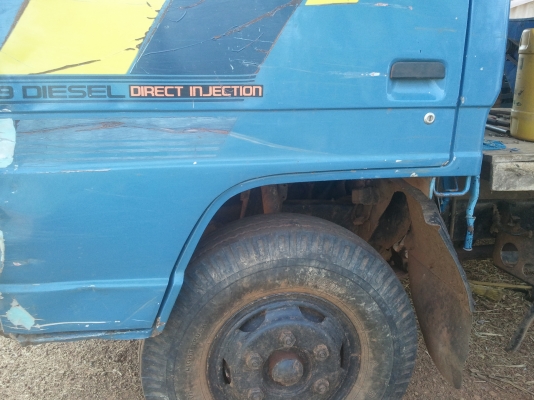 isuzu npr 115เครือง4BD1ผาดำfหลังกระบะยาว5เมตร isuzu npr 115เครือง4BD1ผาดำfหลังกระบะยาว5เมตร