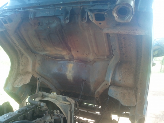 isuzu npr 115เครือง4BD1ผาดำfหลังกระบะยาว5เมตร isuzu npr 115เครือง4BD1ผาดำfหลังกระบะยาว5เมตร