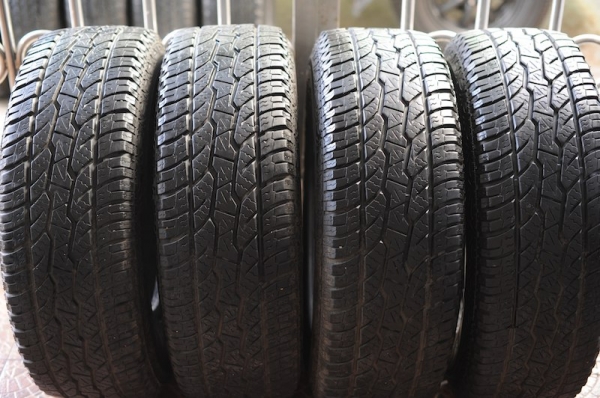 ขายยาง Maxxis AT 265 70 16 ปี 12 ขายยาง Maxxis AT 265 70 16 ปี 12