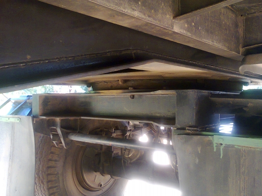 ลูกพ่วง 3 เพลาแท้ ดัมพ์ กระบะอลูมิเนียม ยาว 7 เมตรปี 52 สวยๆๆๆ