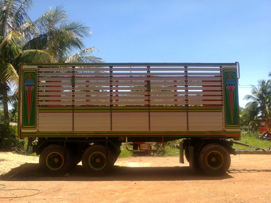 ลูกพ่วง 3 เพลาแท้ ดัมพ์ กระบะอลูมิเนียม ยาว 7 เมตรปี 52 สวยๆๆๆ