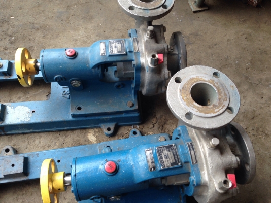 ขายหัวปั้มน้ำสแตนเลส ขนาดเข้า 2.5 นิ้ว ออก 2.5 นิ้ว พร้อมขาตั้ง Made in Japan สภาพสวยมาก พร้อมใช้งาน มี 2 ตัวครับ ขายหัวปั้มน้ำสแตนเลส ขนาดเข้า 2.5 นิ้ว ออก 2.5 นิ้ว พร้อมขาตั้ง Made in Japan สภาพสวยมาก พร้อมใช้งาน มี 2 ตัวครับ