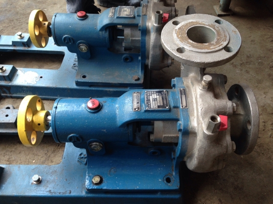 ขายหัวปั้มน้ำสแตนเลส ขนาดเข้า 2.5 นิ้ว ออก 2.5 นิ้ว พร้อมขาตั้ง Made in Japan สภาพสวยมาก พร้อมใช้งาน มี 2 ตัวครับ ขายหัวปั้มน้ำสแตนเลส ขนาดเข้า 2.5 นิ้ว ออก 2.5 นิ้ว พร้อมขาตั้ง Made in Japan สภาพสวยมาก พร้อมใช้งาน มี 2 ตัวครับ