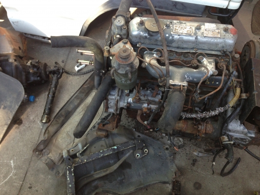 ขายเครื่อง mitsu 4dq50. ดีเซล 2200 cc