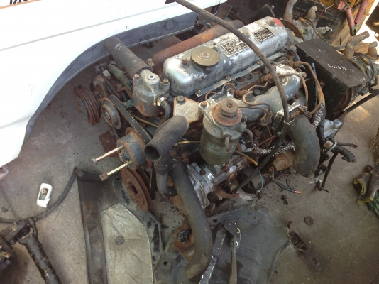 ขายเครื่อง mitsu 4dq50. ดีเซล 2200 cc