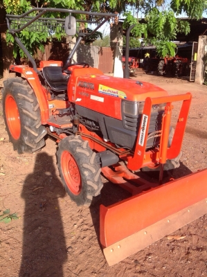 แทรกเตอร์คูโบต้า 4508 ขายพร้อมใบดันหน้า และ โรตารี่ สภาพดีเยี่ยม เดิมๆ ทั้งคัน แทรกเตอร์คูโบต้า 4508 ขายพร้อมใบดันหน้า และ โรตารี่ สภาพดีเยี่ยม เดิมๆ ทั้งคัน