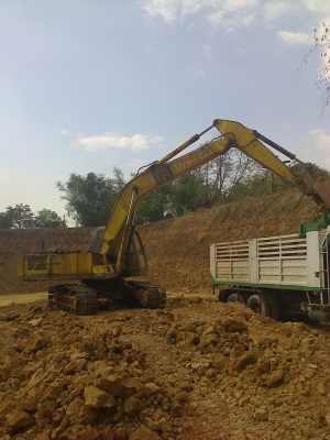 ขายแบคโฮ SK200-2