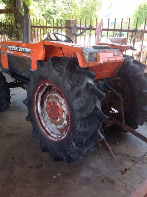 แทรกเตอร์คูโบต้า L4202 สภาพดี เดิมๆทั้งคัน พร้อมใช้งาน แทรกเตอร์คูโบต้า L4202 สภาพดี เดิมๆทั้งคัน พร้อมใช้งาน