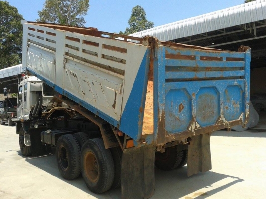 ISUZU DECA FVZ 195 แรงม้า 2 เพลา ดั๊ม 3 มิตร