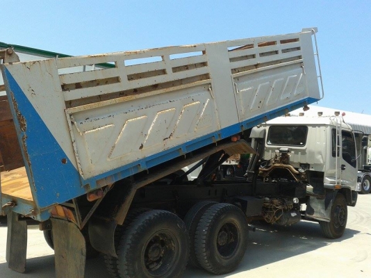 ISUZU DECA FVZ 195 แรงม้า 2 เพลา ดั๊ม 3 มิตร