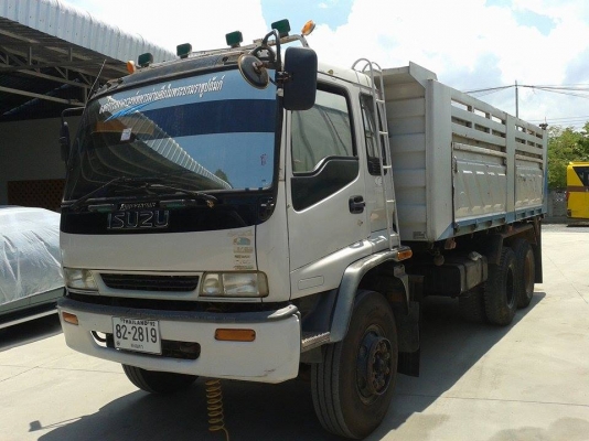 ISUZU DECA FVZ 195 แรงม้า 2 เพลา ดั๊ม 3 มิตร