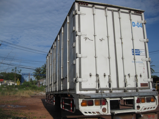 ขายด่วนตู้บรรทุก10 บานไม่มีเสากลางยกลงจาก DECA