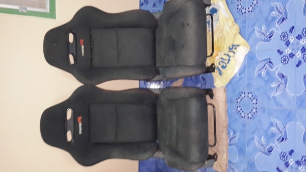 ขายเบาะซิวิค fd ครับ ขายเบาะซิวิค fd ครับ