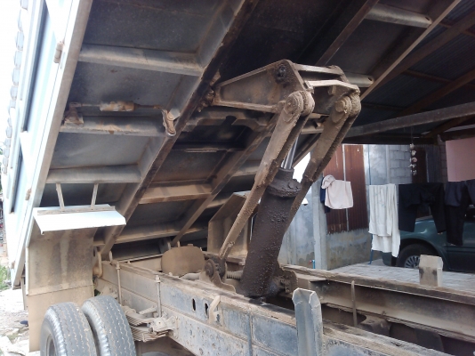 ขายดั้มหกล้อดั้มสภาพพร้อมใช้