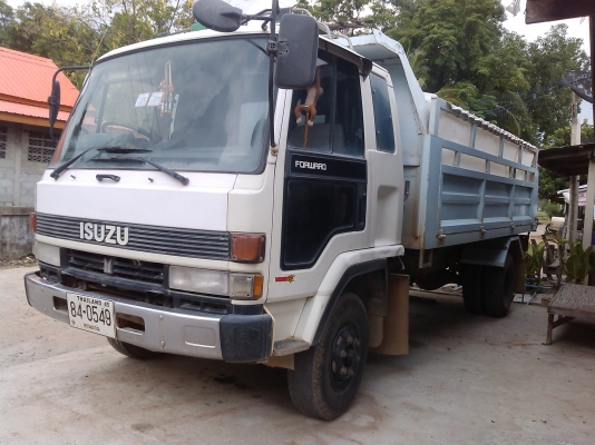 ขายดั้มหกล้อดั้มสภาพพร้อมใช้