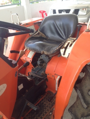 ขายคูโบต้า L1802DT พร้อมผานตราช้าง