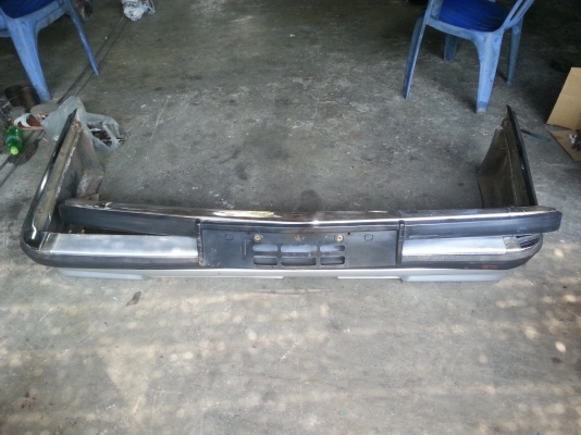 ขายกันชนเล็ก e28