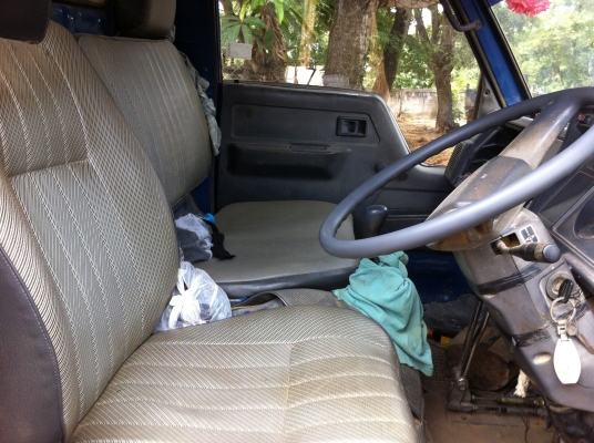 ขายหกล้อ3คิวToyotaสภาพสวยพร้อมใช้งาน