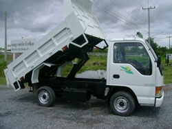 ISUZU NKR 58E หัวการ์ตูนสูง เครื่อง 4BE1 110แรง ดั์มดิน ไม่ติดเวลา