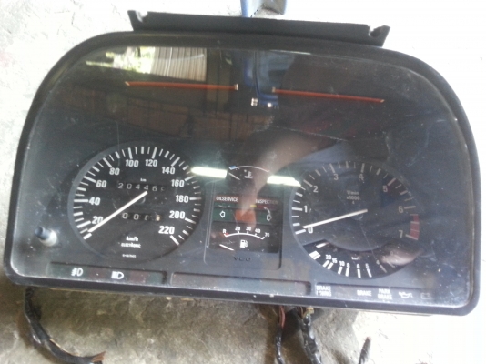 ขายเรือนไม bmw e28